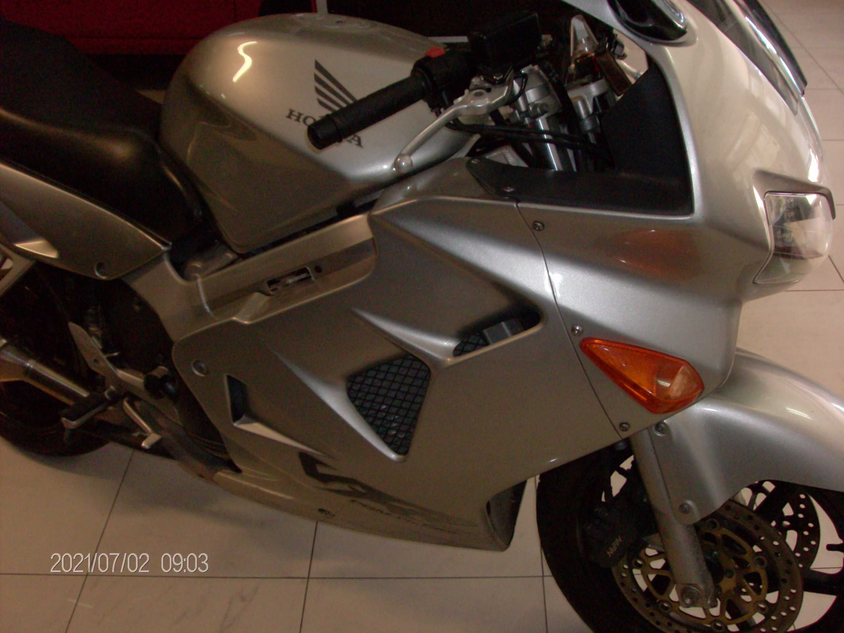 Vendo Moto Honda VFR 800 FI  como  Nova