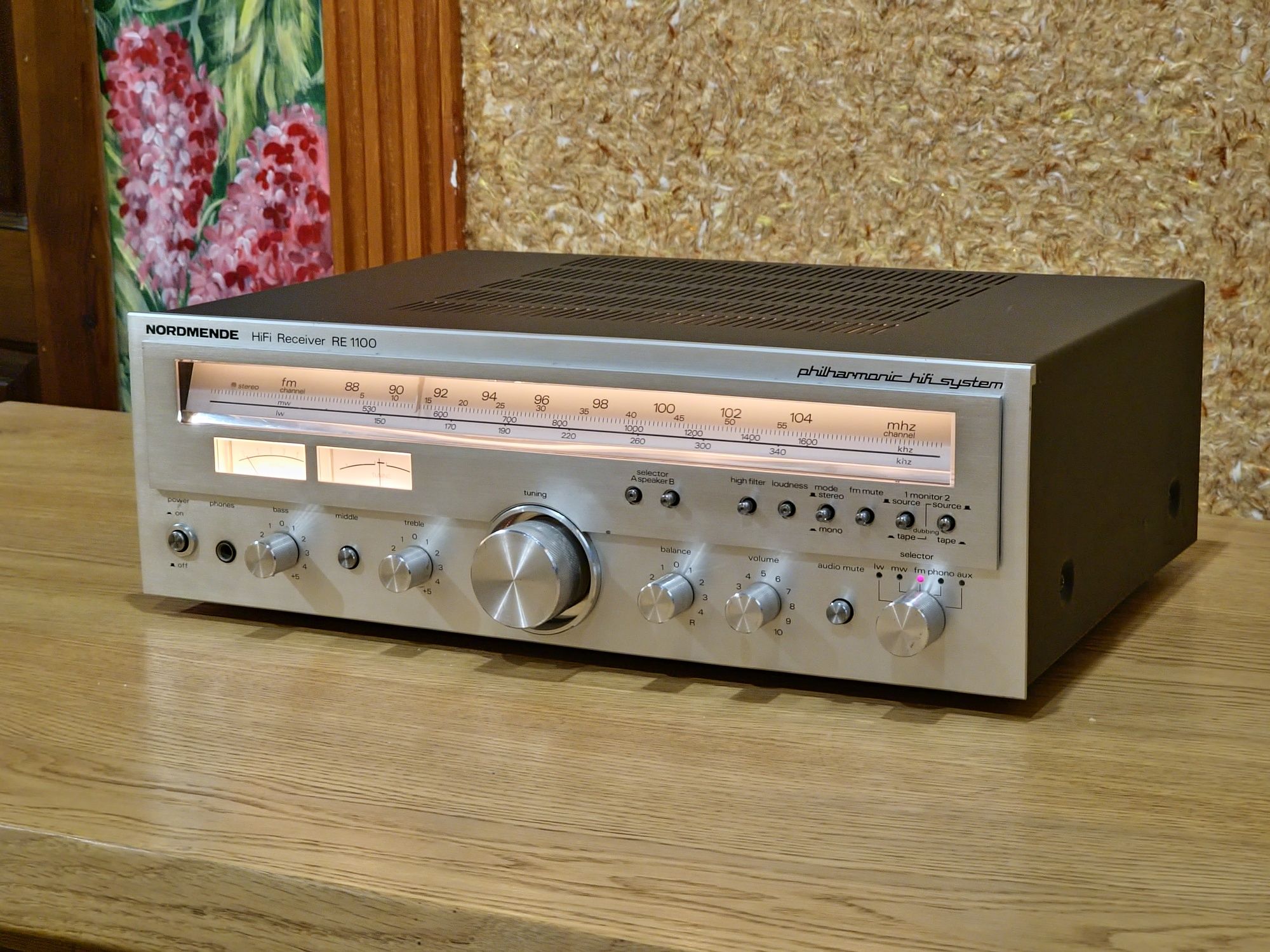 Ресивер Nordmende Hifi RE-1100 в дуже гарному стані