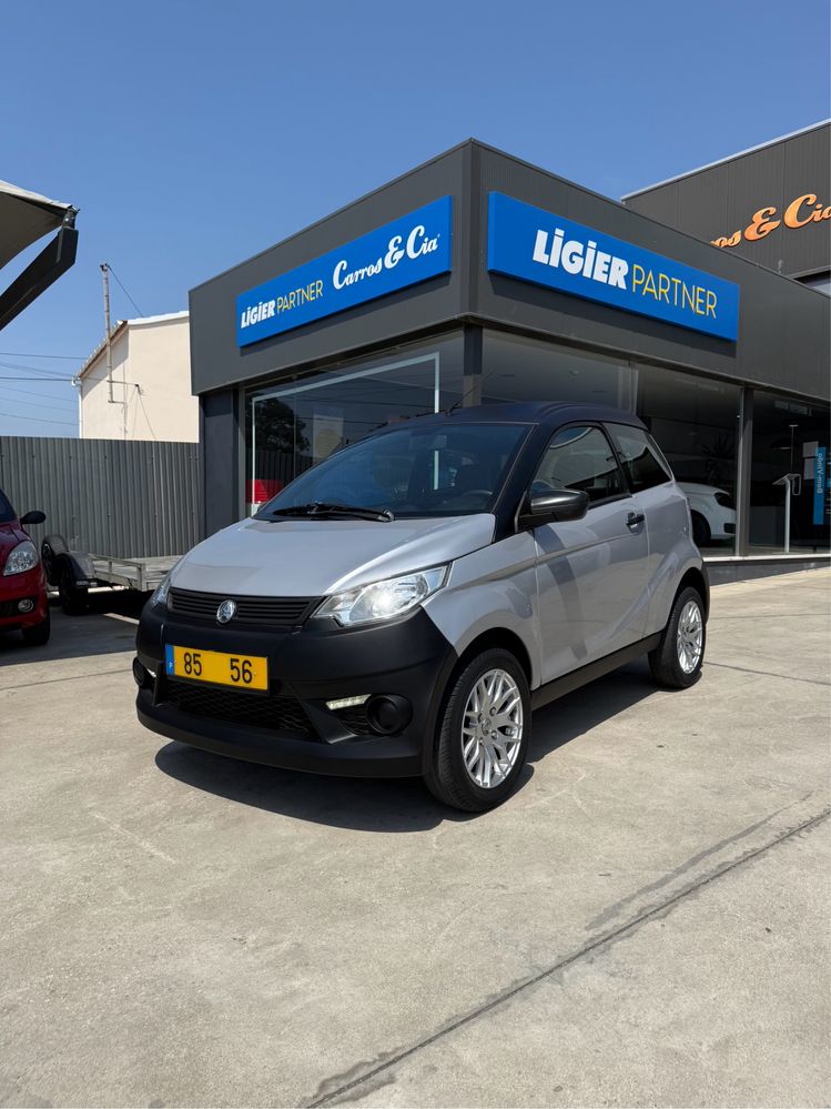 Aixam crossline kubota  ( Aixam Ligier microcarro Ami chatenet )