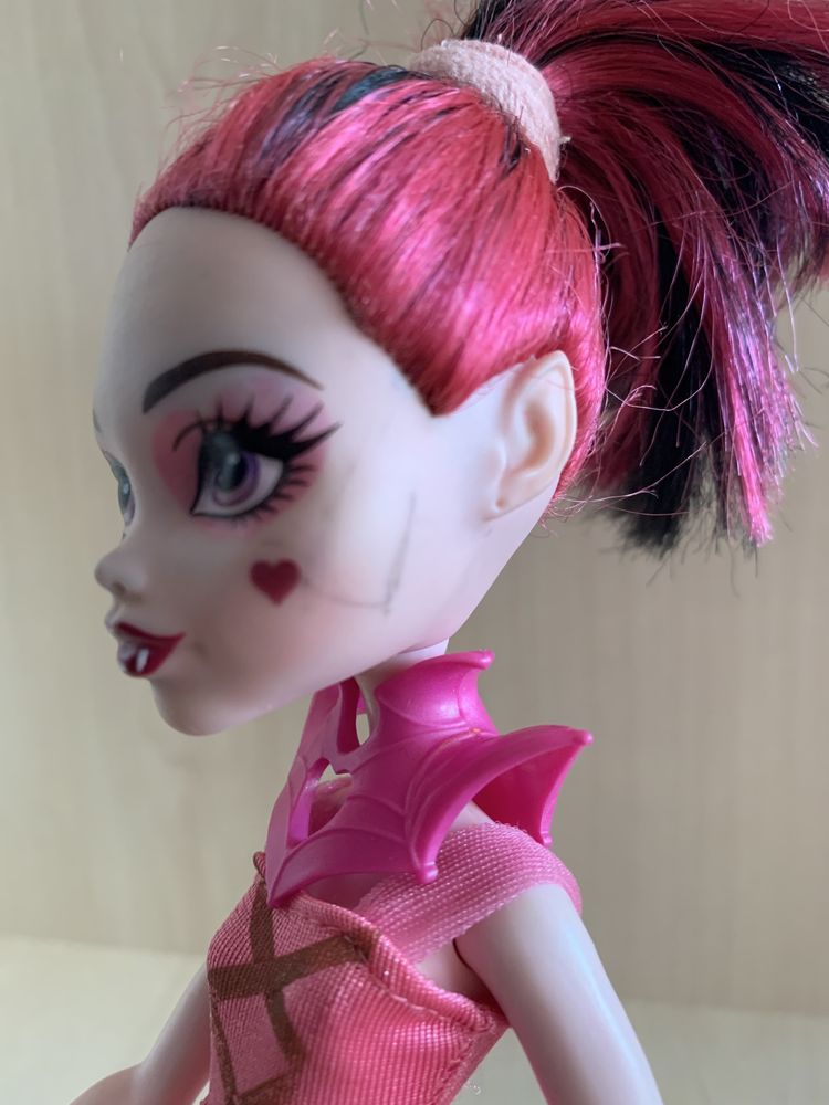 Кукла Monster high