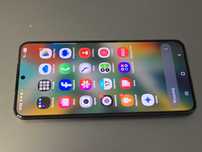 Samsung Galaxy S22 128GB Czarny - bardzo dobry stan - etui Spigen