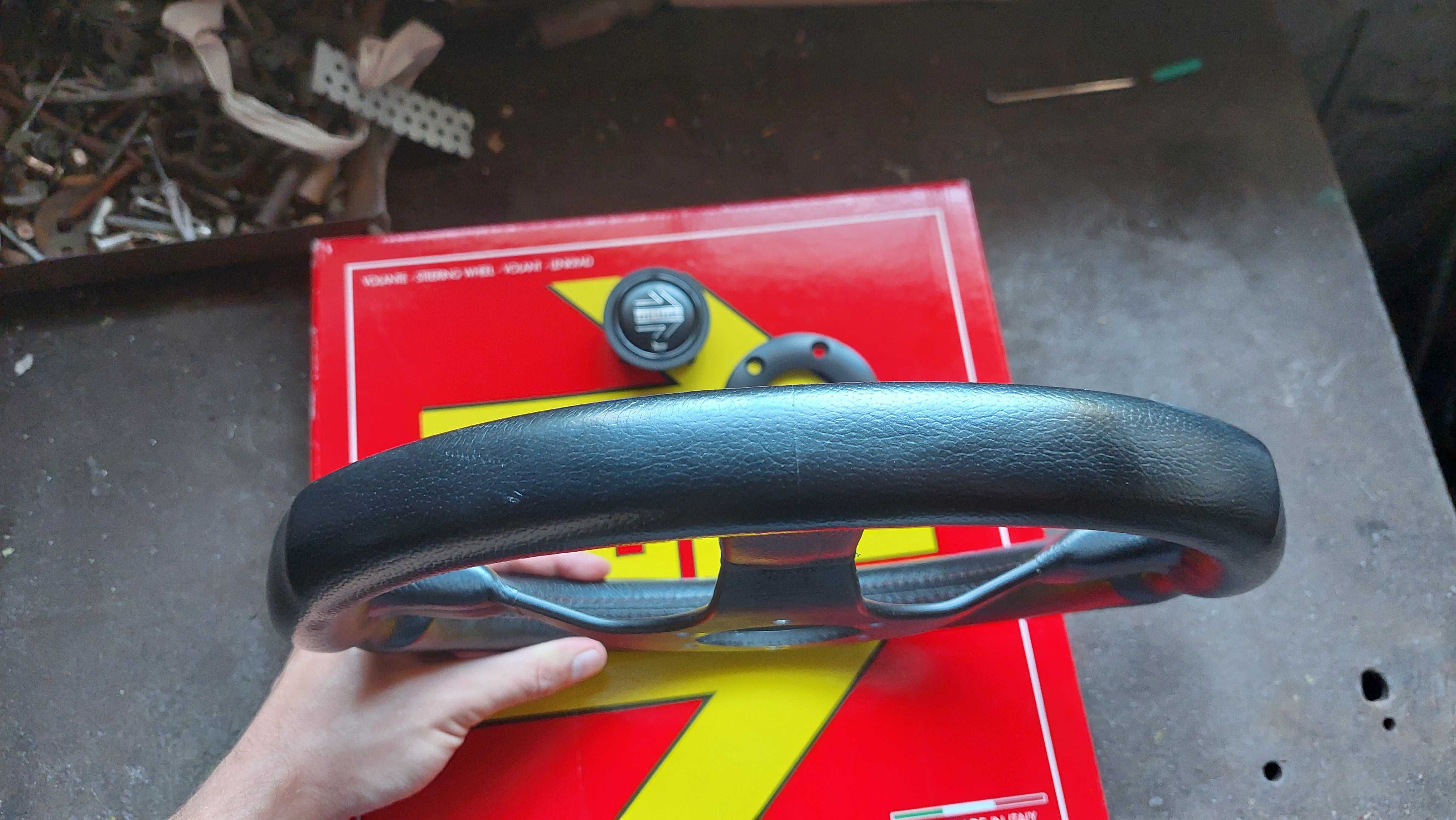 Kierownica MOMO TUNER 320