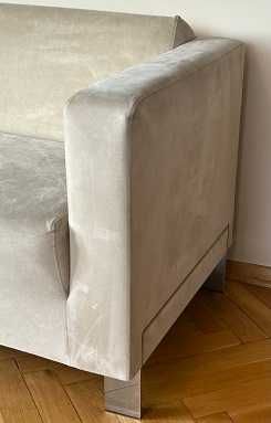 Sofa firmy  Eliot alcantara