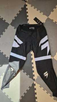 Spodnie crossowe enduro Shift Black Strike Pant XXL