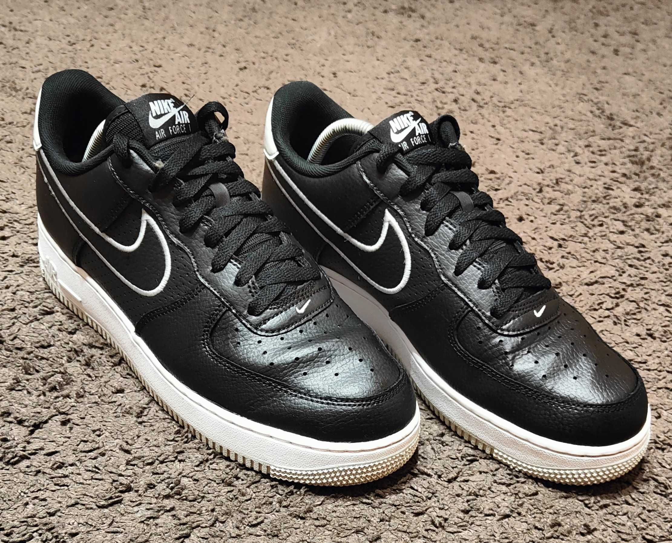 Nike air force 1'07 czarno-białe r.44,5