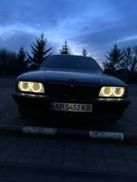 Продам BMW  e38 735