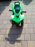 Quad jeździk pchacz