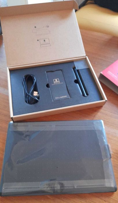 Mesa Digitalizadora WACOM One by Wacom M (USB - 216 x 135 mm)