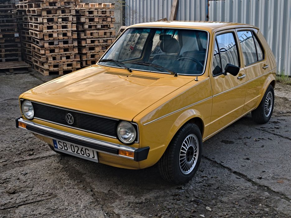 Volkswagen Golf 1