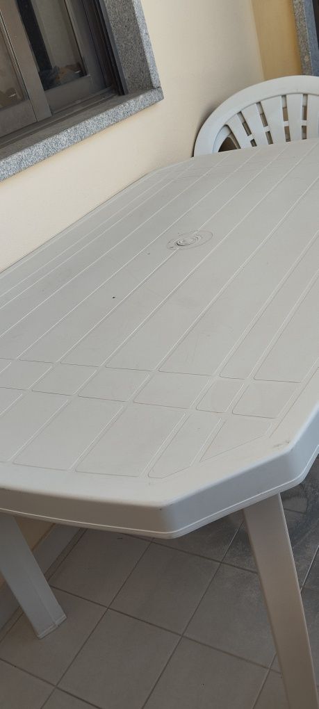 Mesa de Jardim  sem defeito