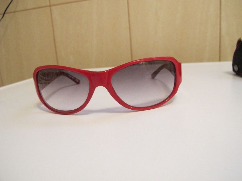 Okulary przeciwsłoneczne z filtrami uv Miss Sixty
