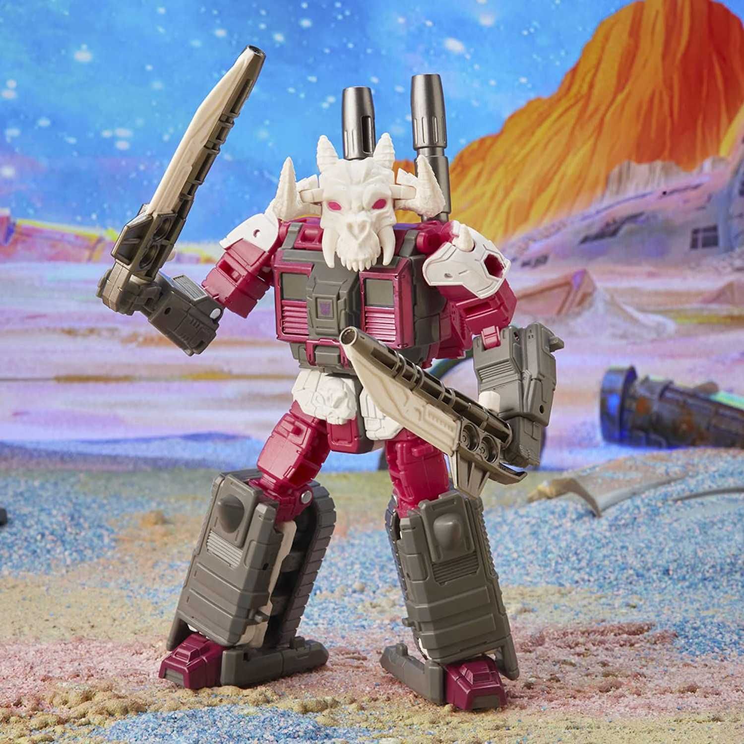Transformers Legacy Deluxe Class Takara Tomy Decepticon Skullgrin