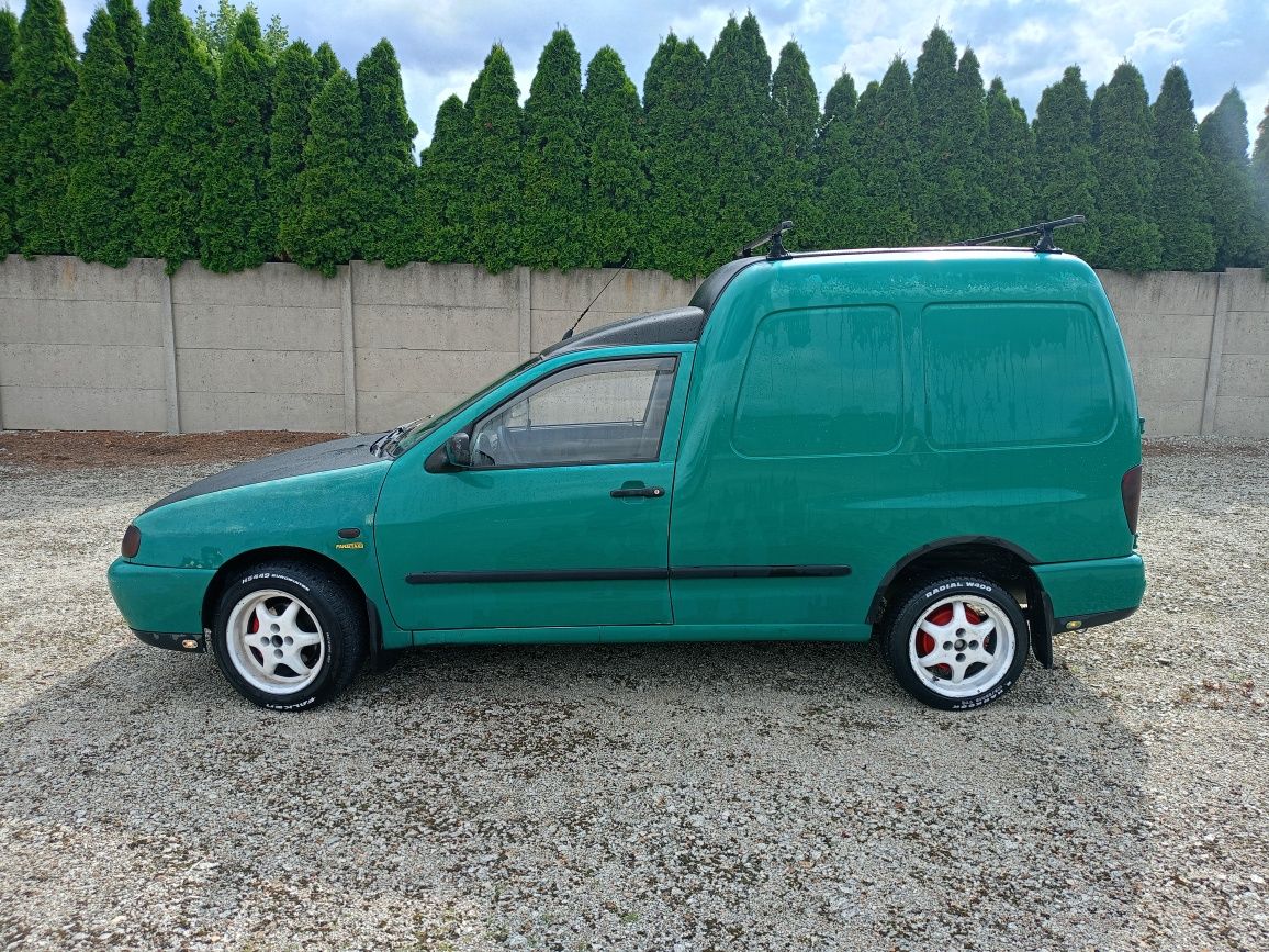 VW Caddy Zielony Szatan 1.9d (czytaj opis)