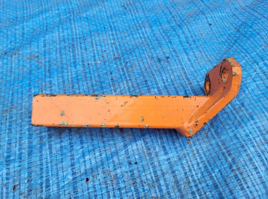 Uchwyt Mocowanie Amazone Siewnik Rozsiewacz Łącznik Trzymak Ad D8