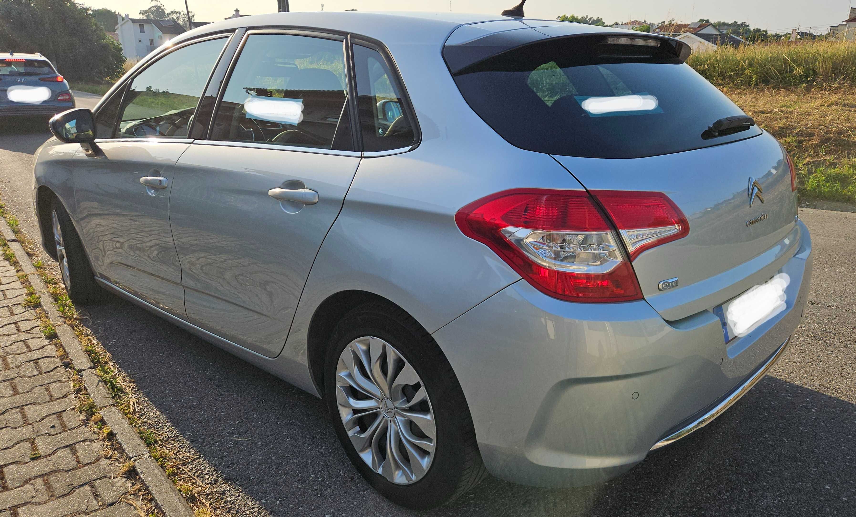 Citroen C4 1.6 e-HDI 113cv de 2013 com 160 000km [Preço negociável)