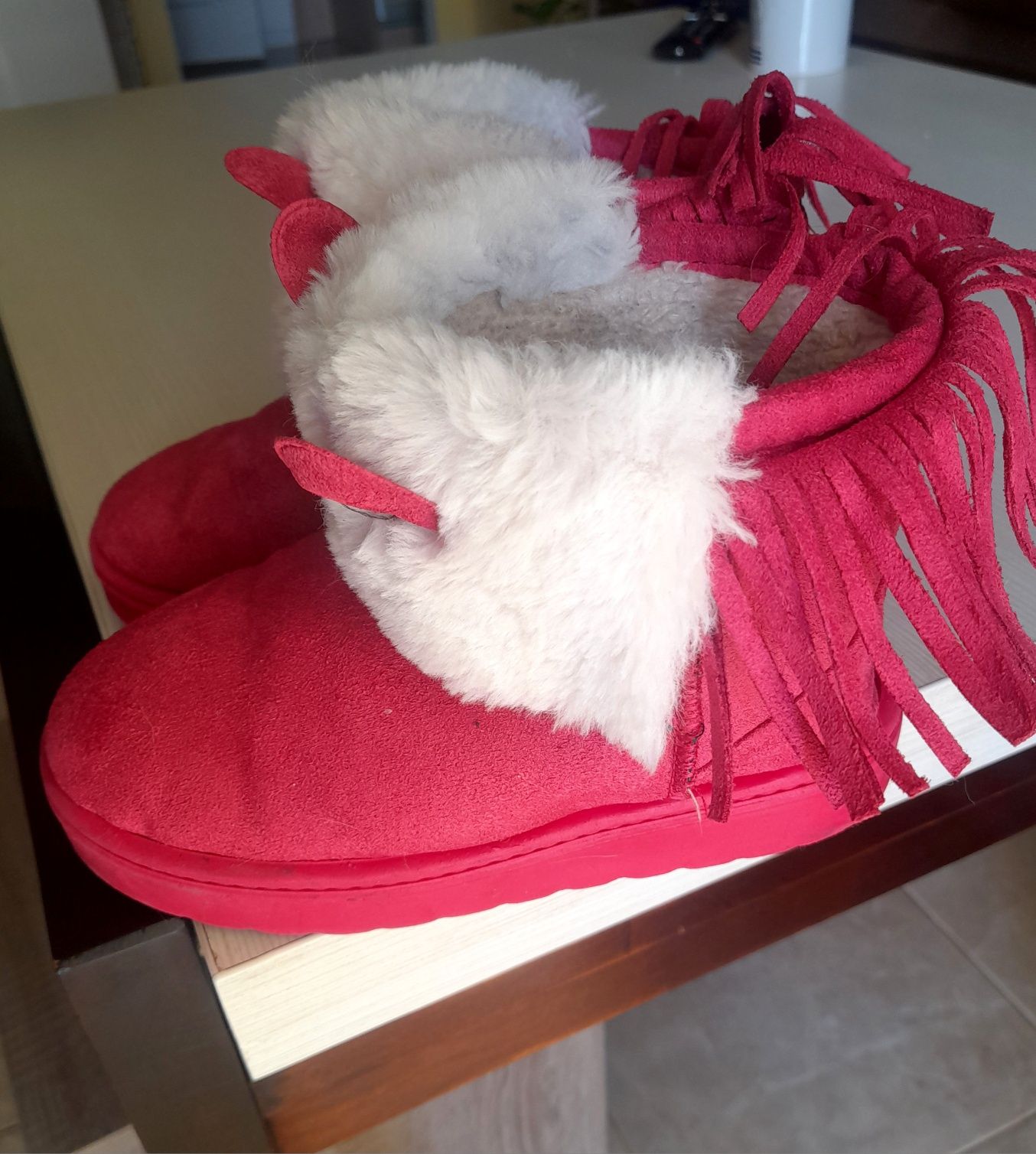 Уги чоботи зимові взуття для дівчинки