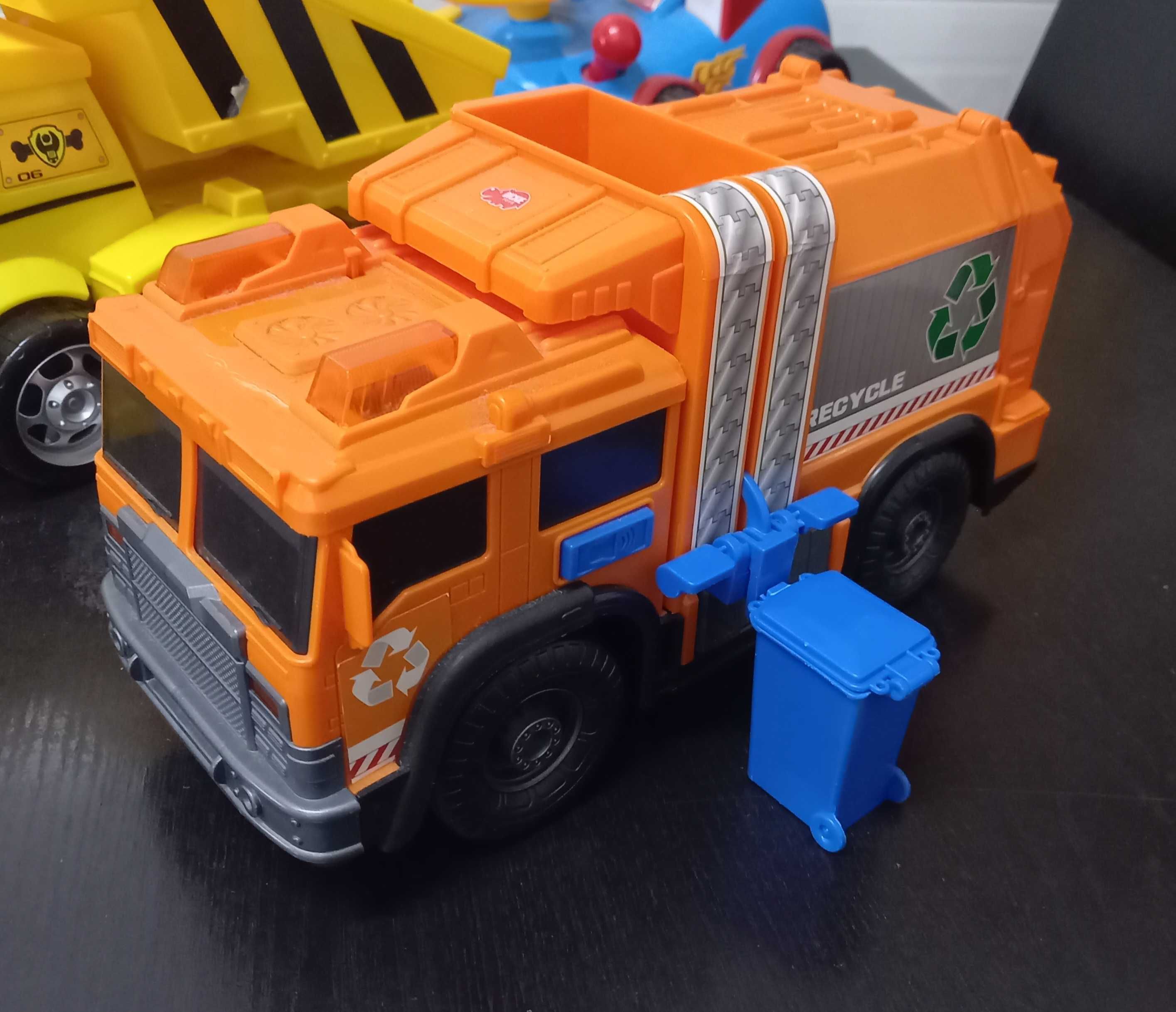 Varios brinquedos
