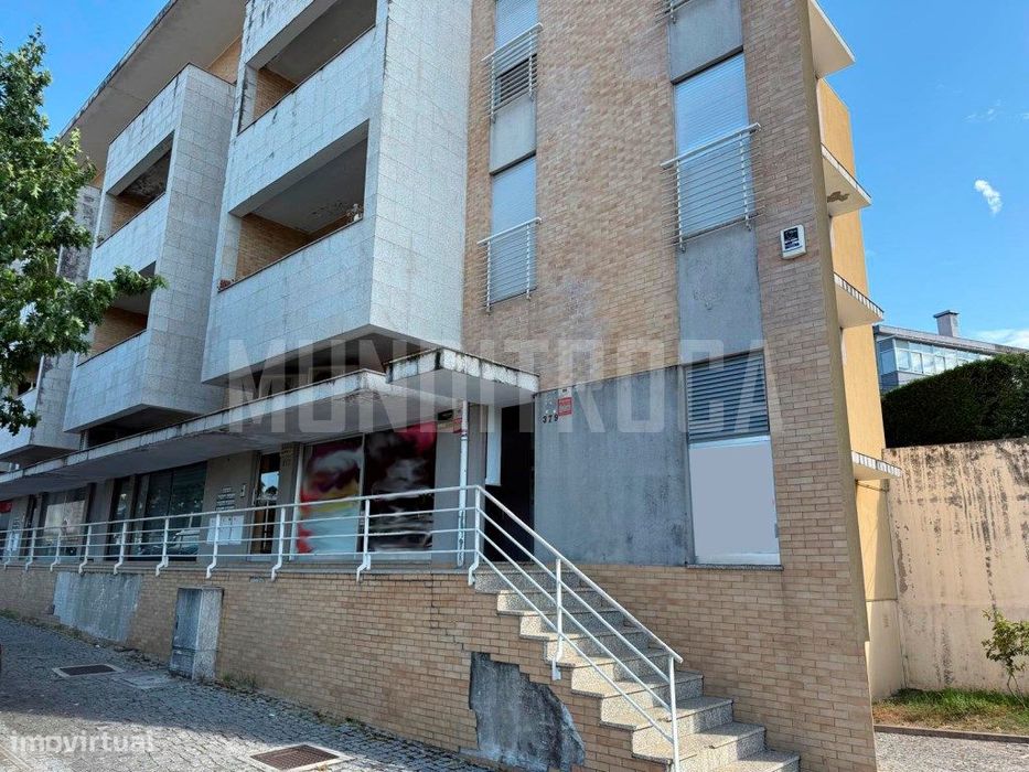 Loja em Nogueira - investimento