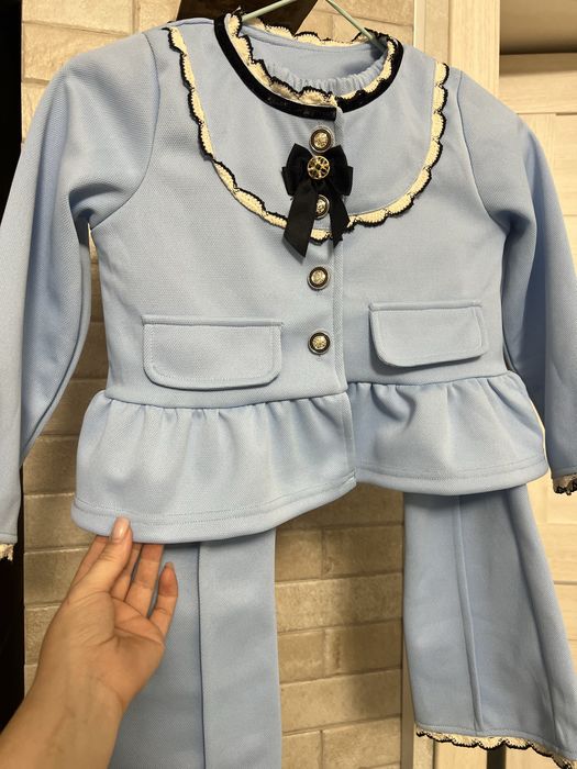 Костюмчик для дівчинки