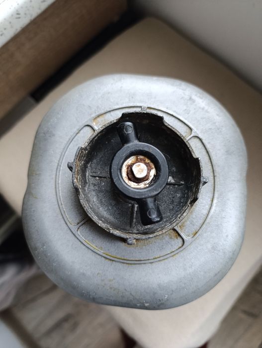 Продам хлебопечку