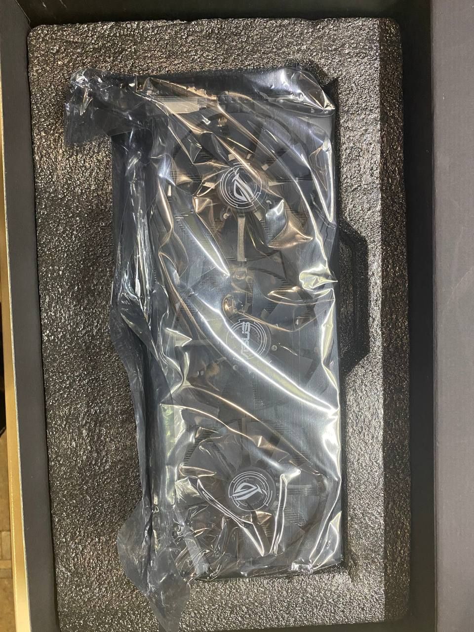 Видеокарта GTX 1070 Asus Strix