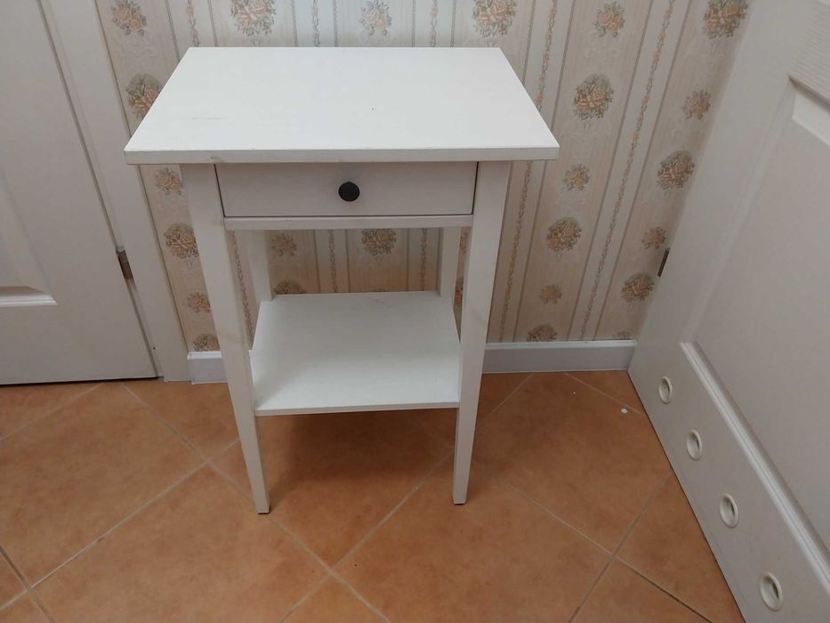 stolik nocny hemnes Ikea