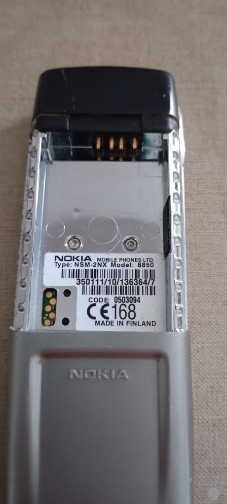 Telemovel Nokia 8850