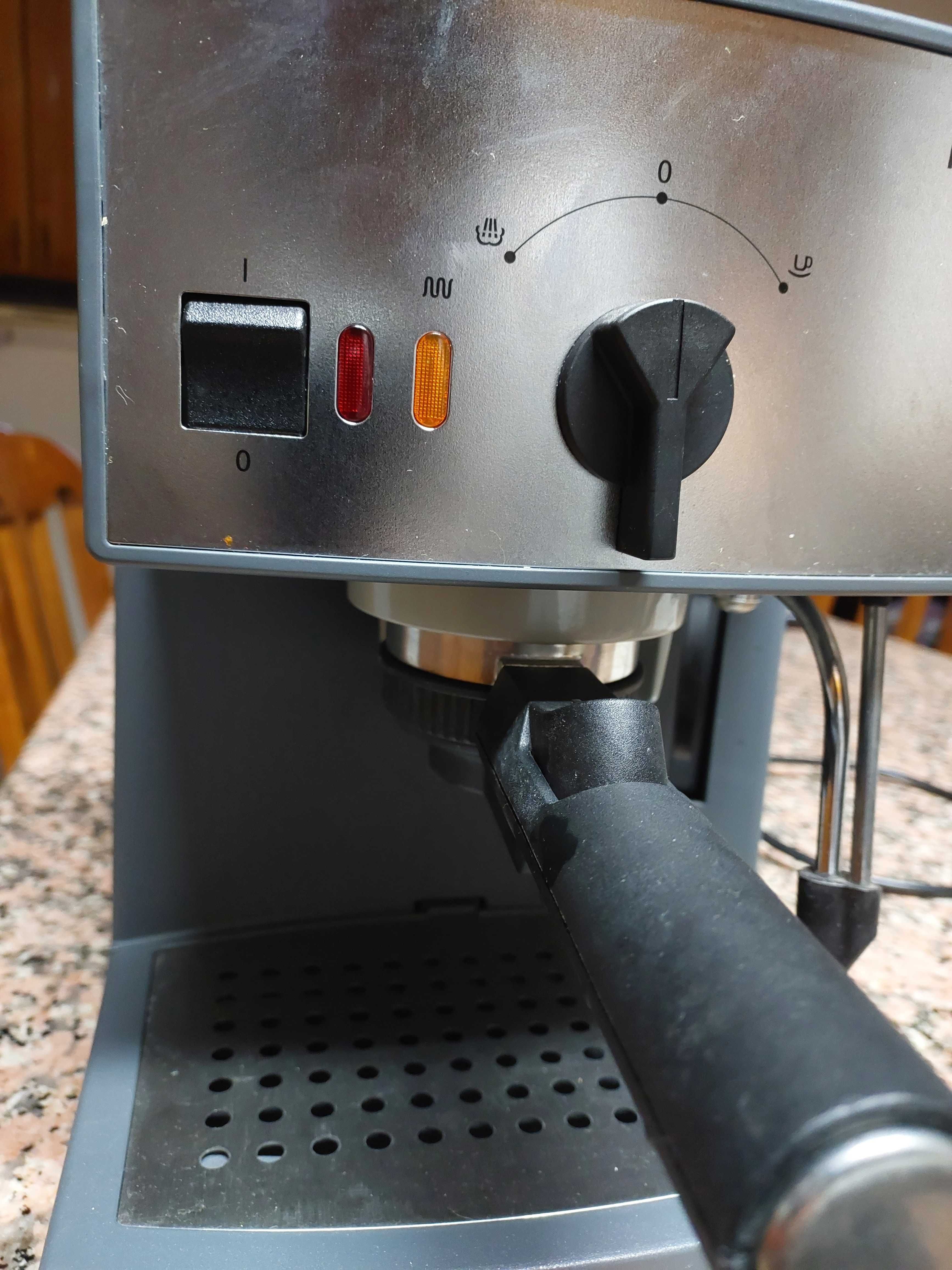 Máquina de Café moído