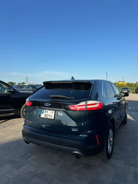 Форд ЕДЖ 2019 року