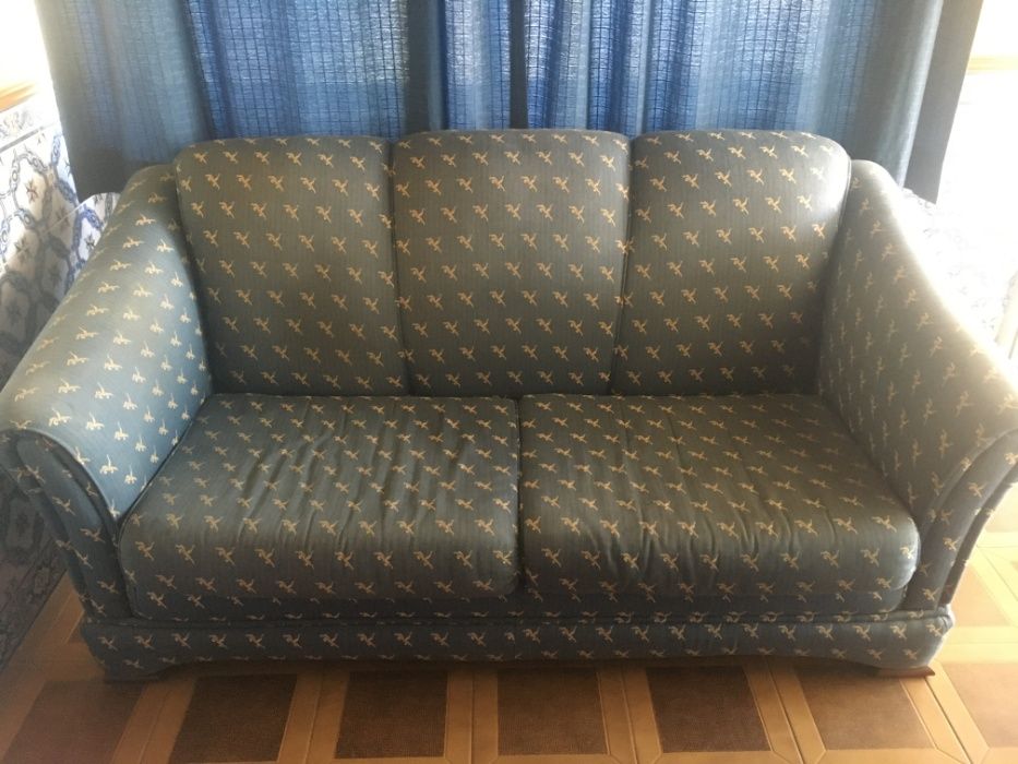 Vendo Conjunto 3 Sofás (Usados)