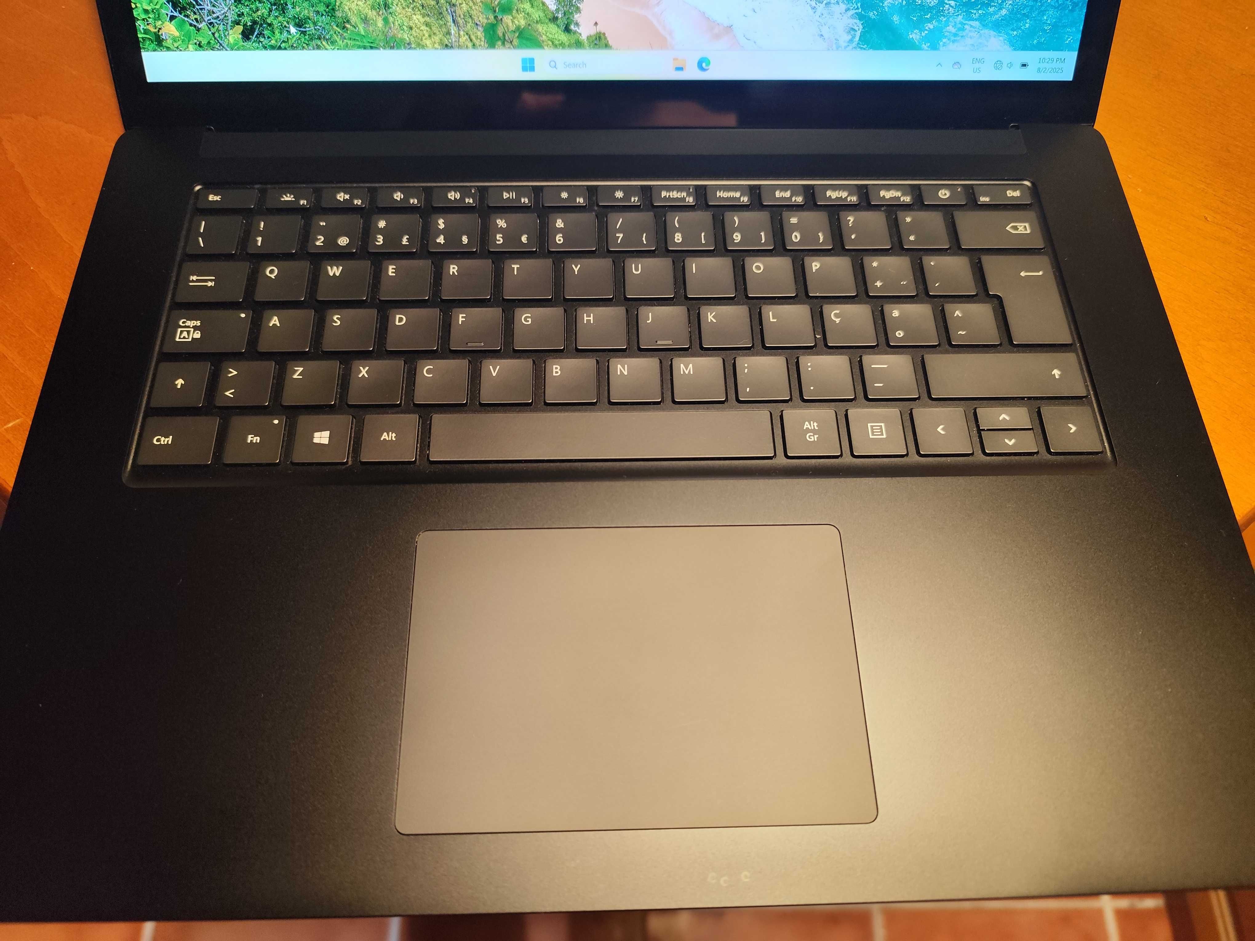 Surface Laptop 3 - I5 10gen+ 8GB + 256SSD