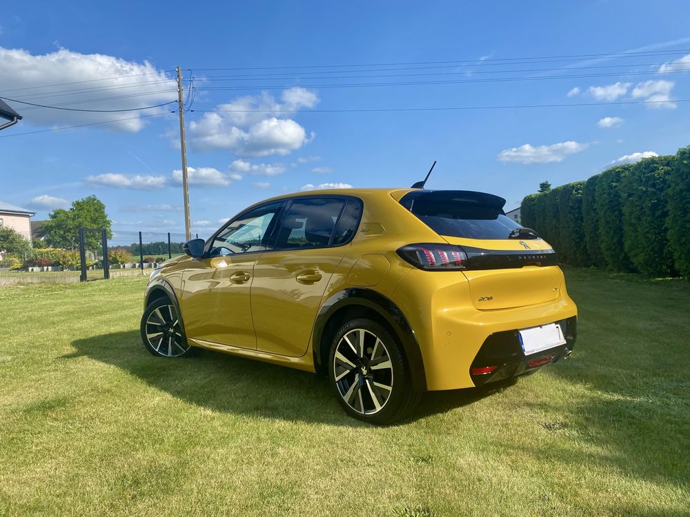 Peugeot 208 GT line