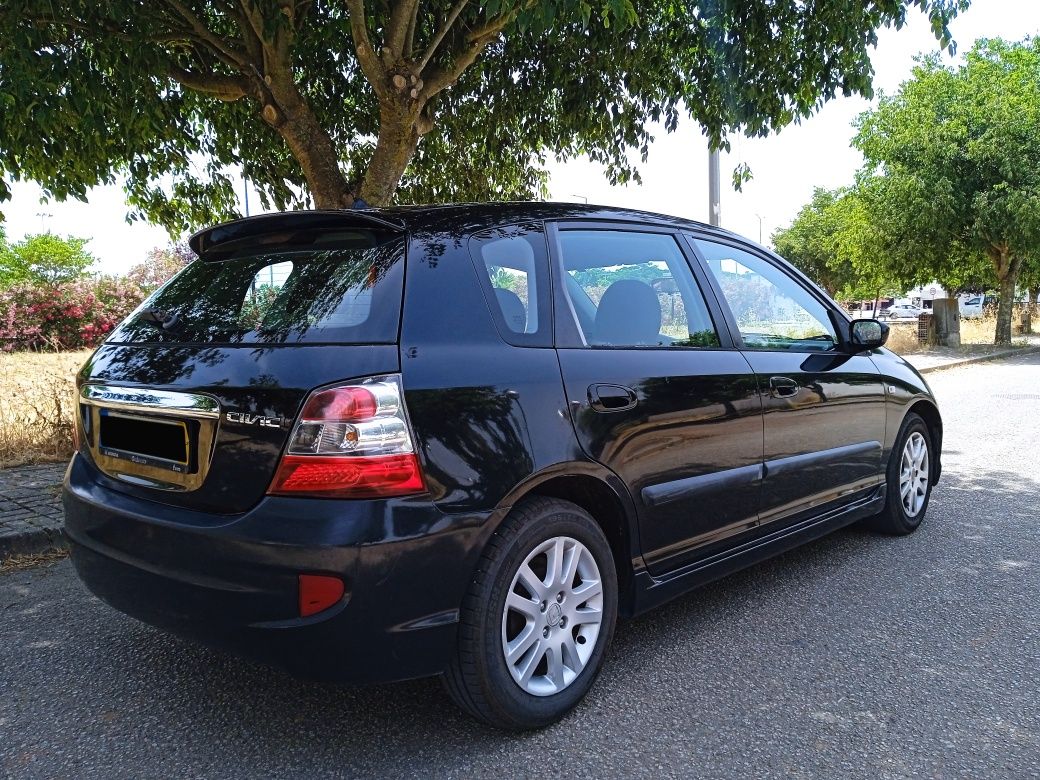 Honda Civic 1.4i