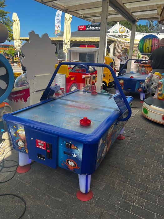 Automat zarobkowy Cymbergaj dla dzieci Magic Hockey firmy wik