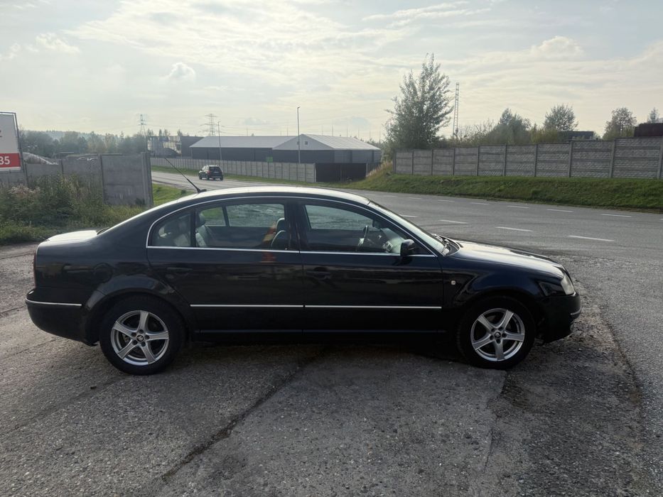 Skoda Superb 2.0 tdi xenon skóra hak