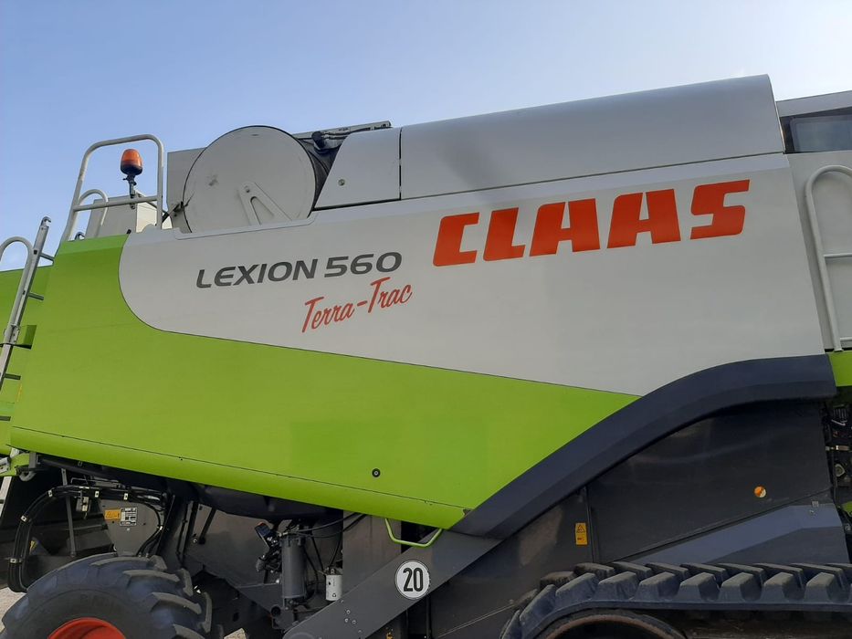 Kombajn Claas Lexion 560 heder V660 lub V750