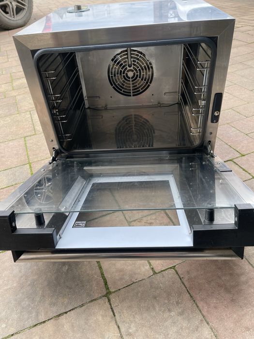 професійна конвекційна піч UNOX Bakerlux Shop.Pro Arianna