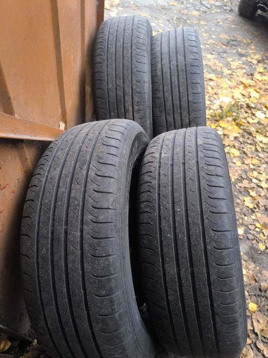 Dunlop 235 65 R17 літо
