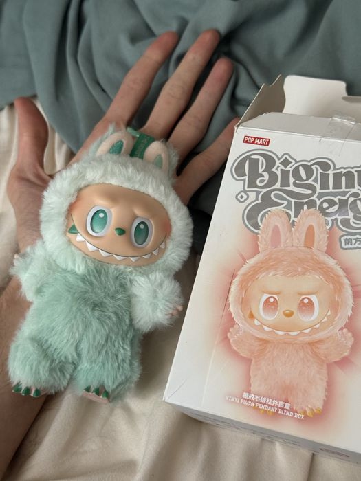 Лялька Лабубу, оригінал, зелена, колекція Big Into Energy