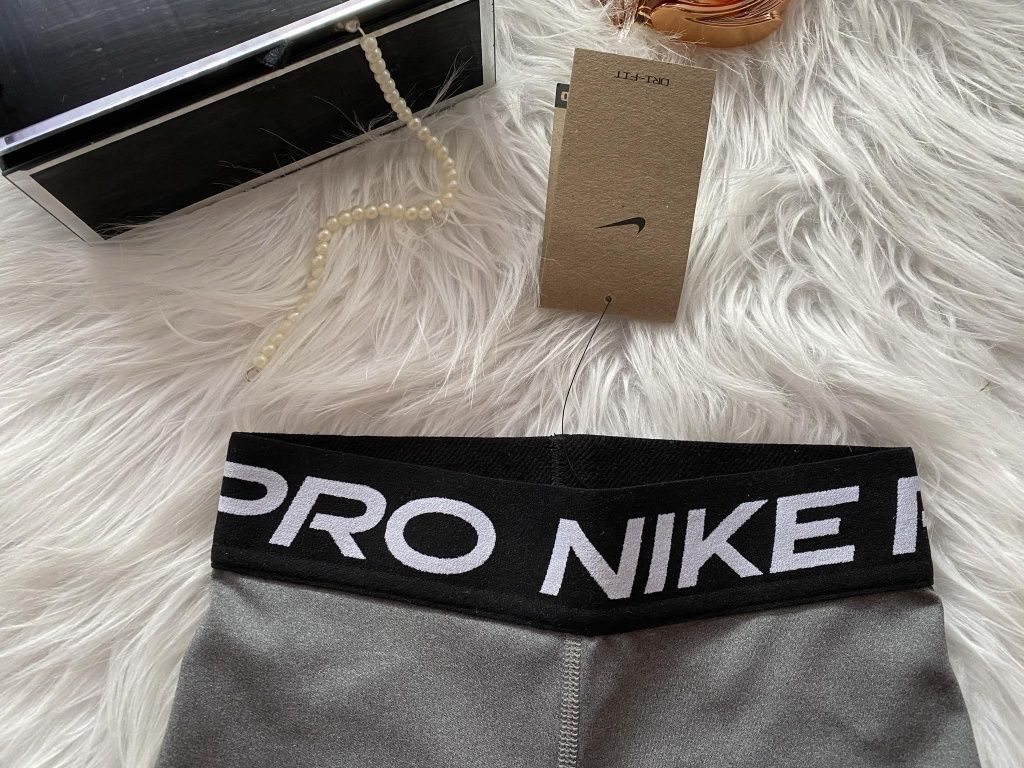 Nike Pro spodenki 6/7/lat