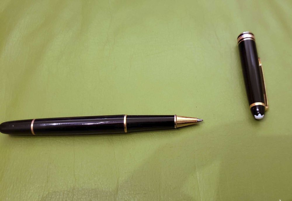 Montblanc oryginalny długopis z zatyczką