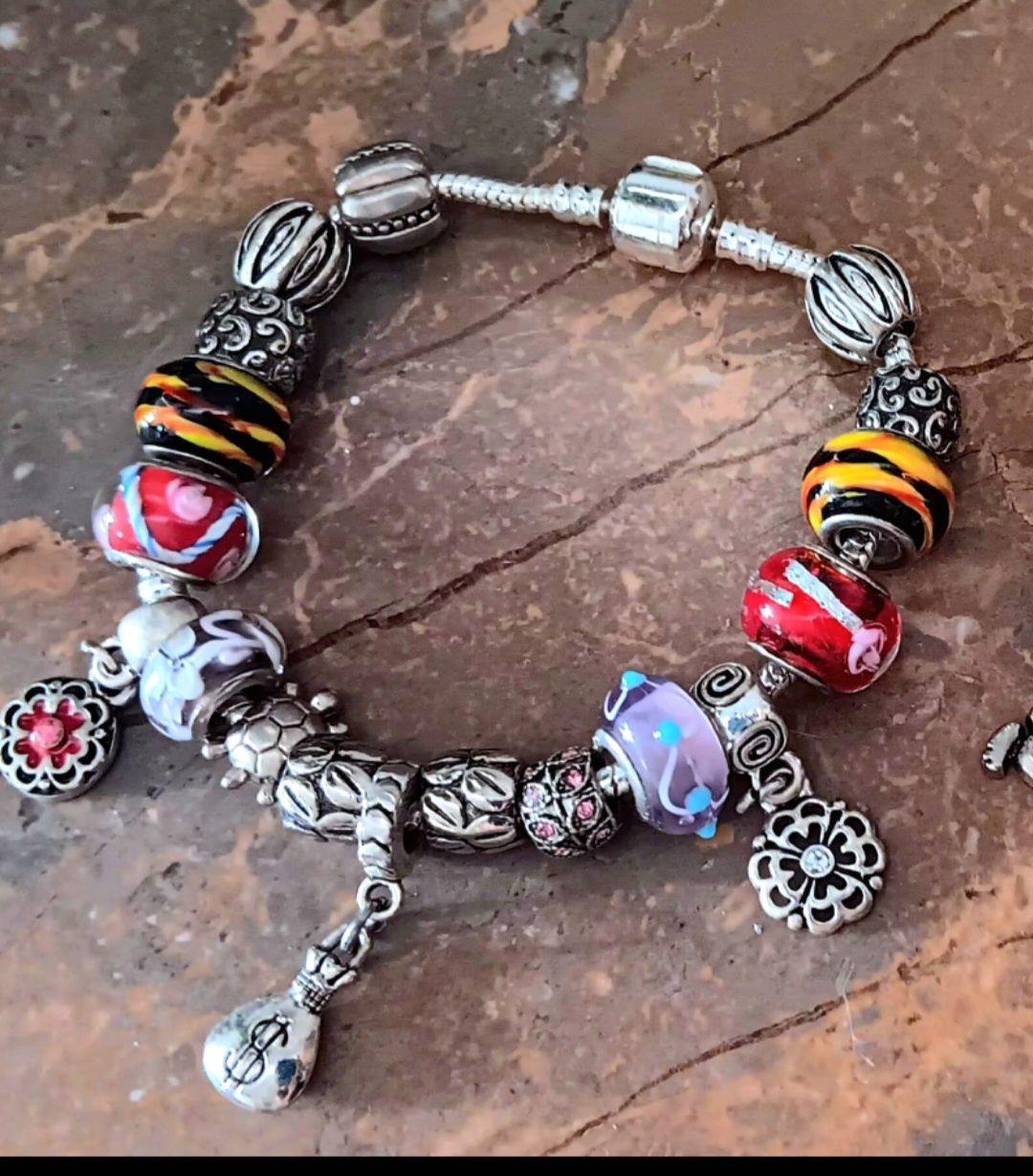 Brincos  pulseiras  aneis em aço (ursinho) Mk