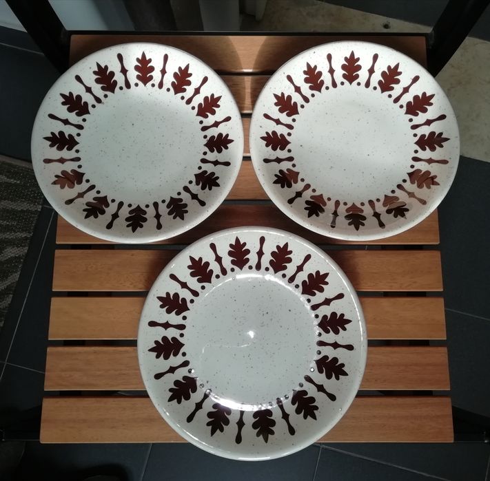 Pratos Porcelana Sado International