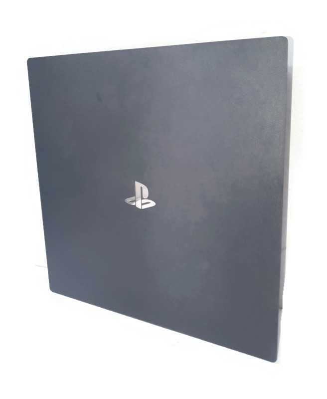 Konsola PS4 PRO pad + dwie gry