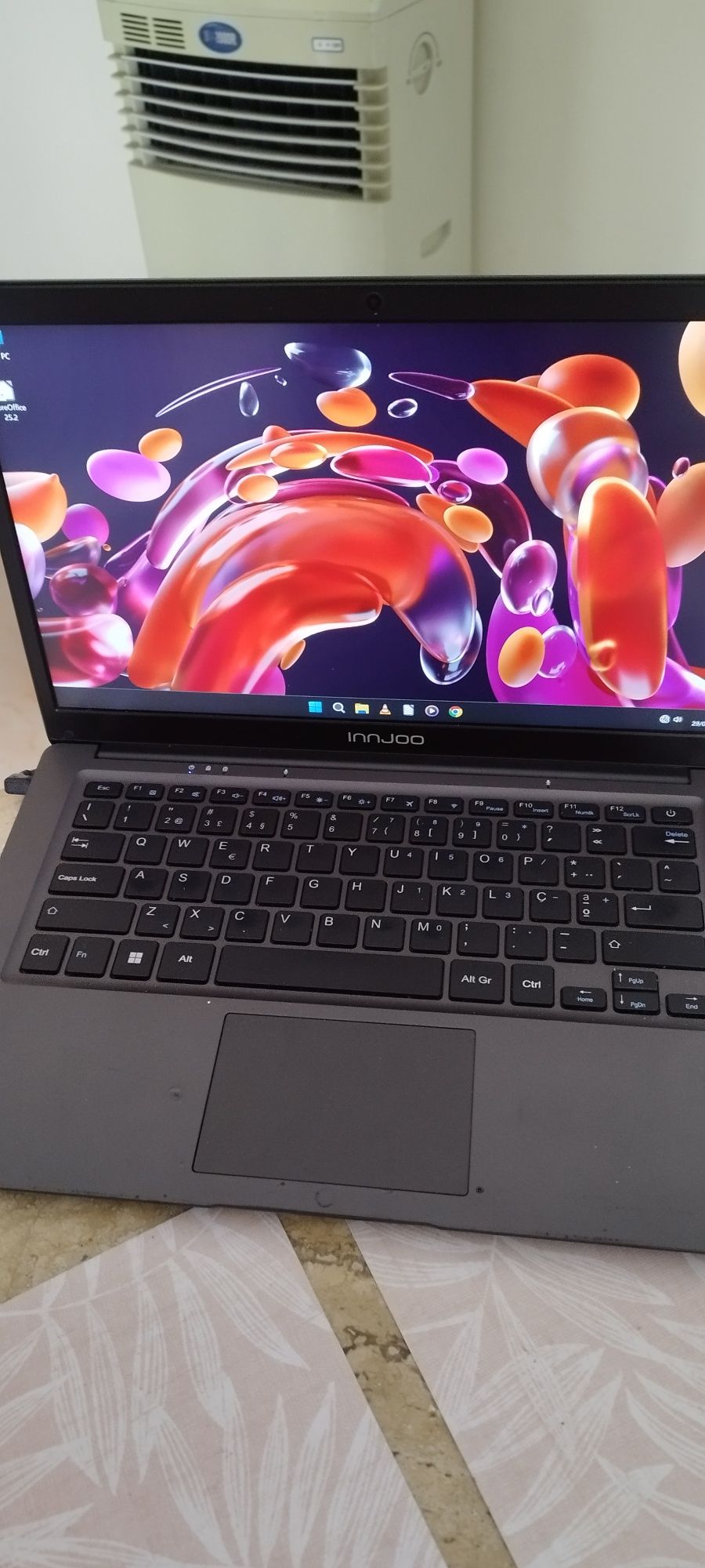 Computador injoo