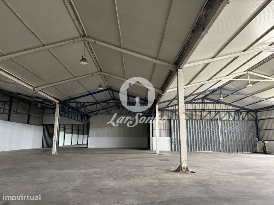 Armazém Industrial em Barcelos