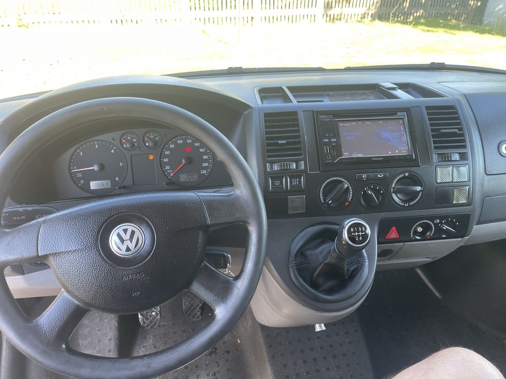 Volkswagen Caravelle  9 osobowy klimatyzajca we basto
