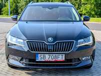 Skoda Superb wysoka wersja wyposażenia, stan bardzo dobry