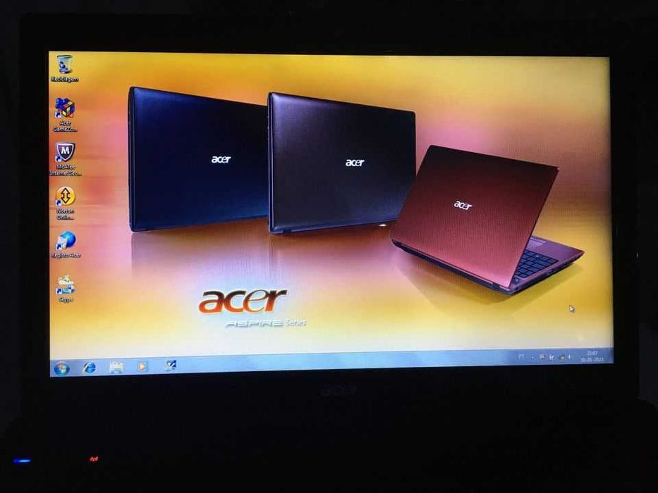 Portátil ACER ASPIRE 5742 ( Para desocupar )