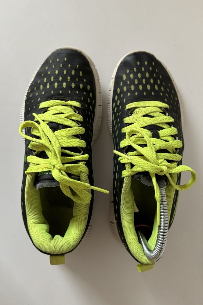 Кроссовки Nike Free Express розмір 36 оригінал